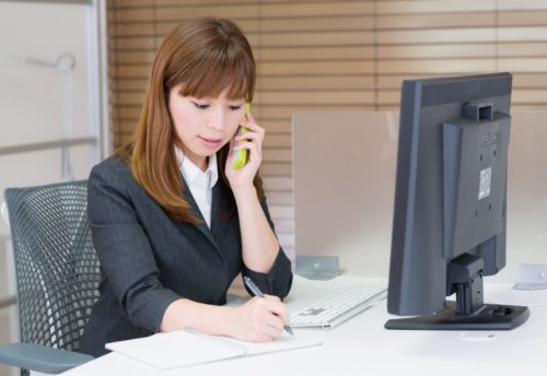 1人雇うより低コスト! システム担当者の退職を機にネットワークの見える化・改善